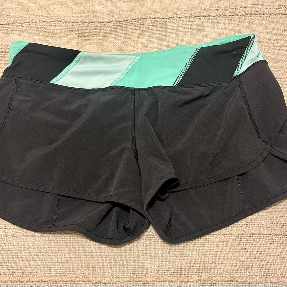 Women's Lululemon Black Speed up Shorts